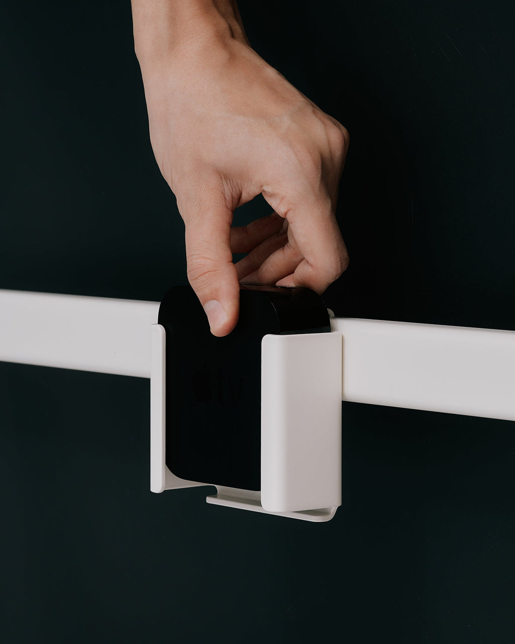 Pedestal Apple TV Mount Mounts 028 Oat
