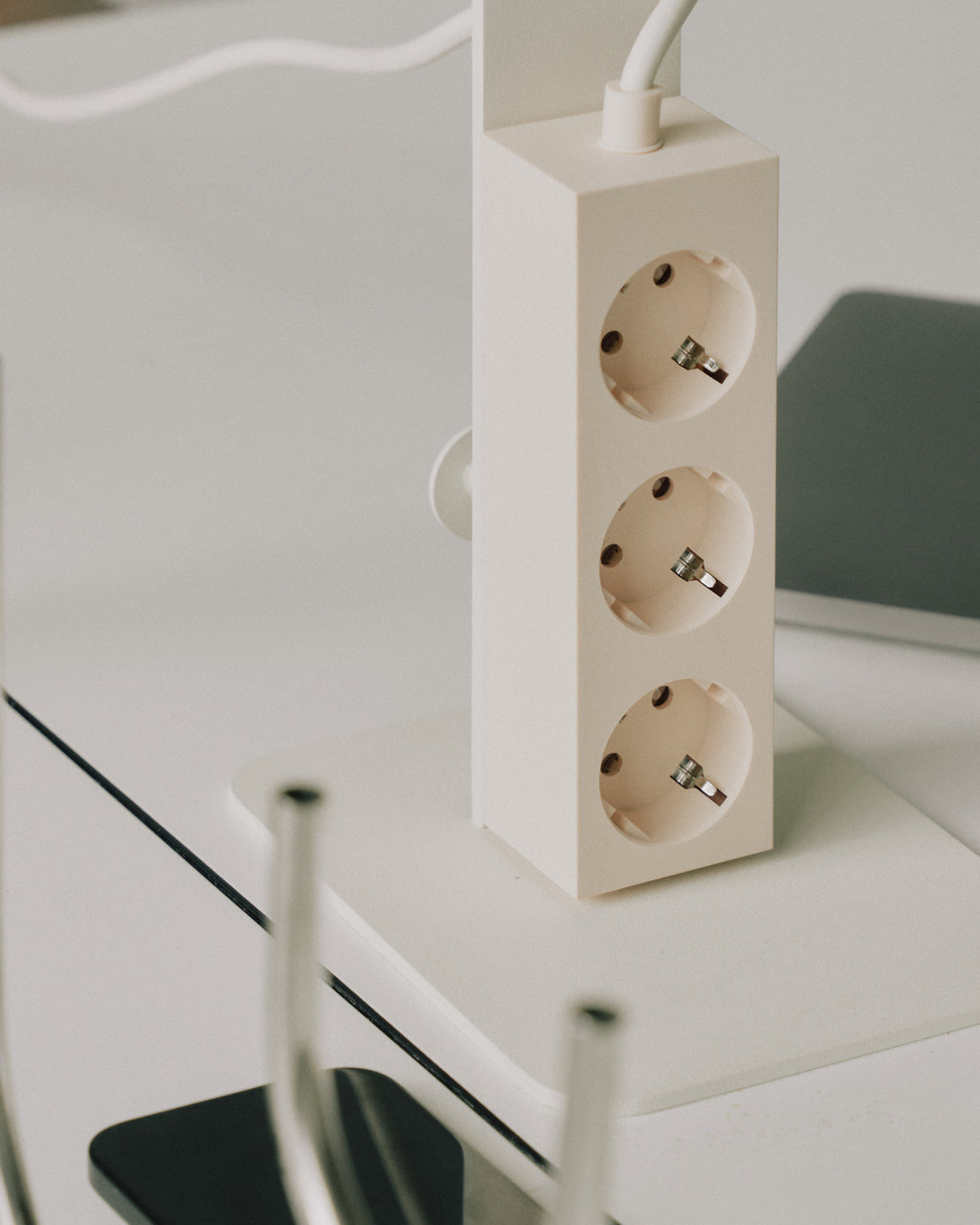 Pedestal Power Tower Power Accessories 007 Pearl